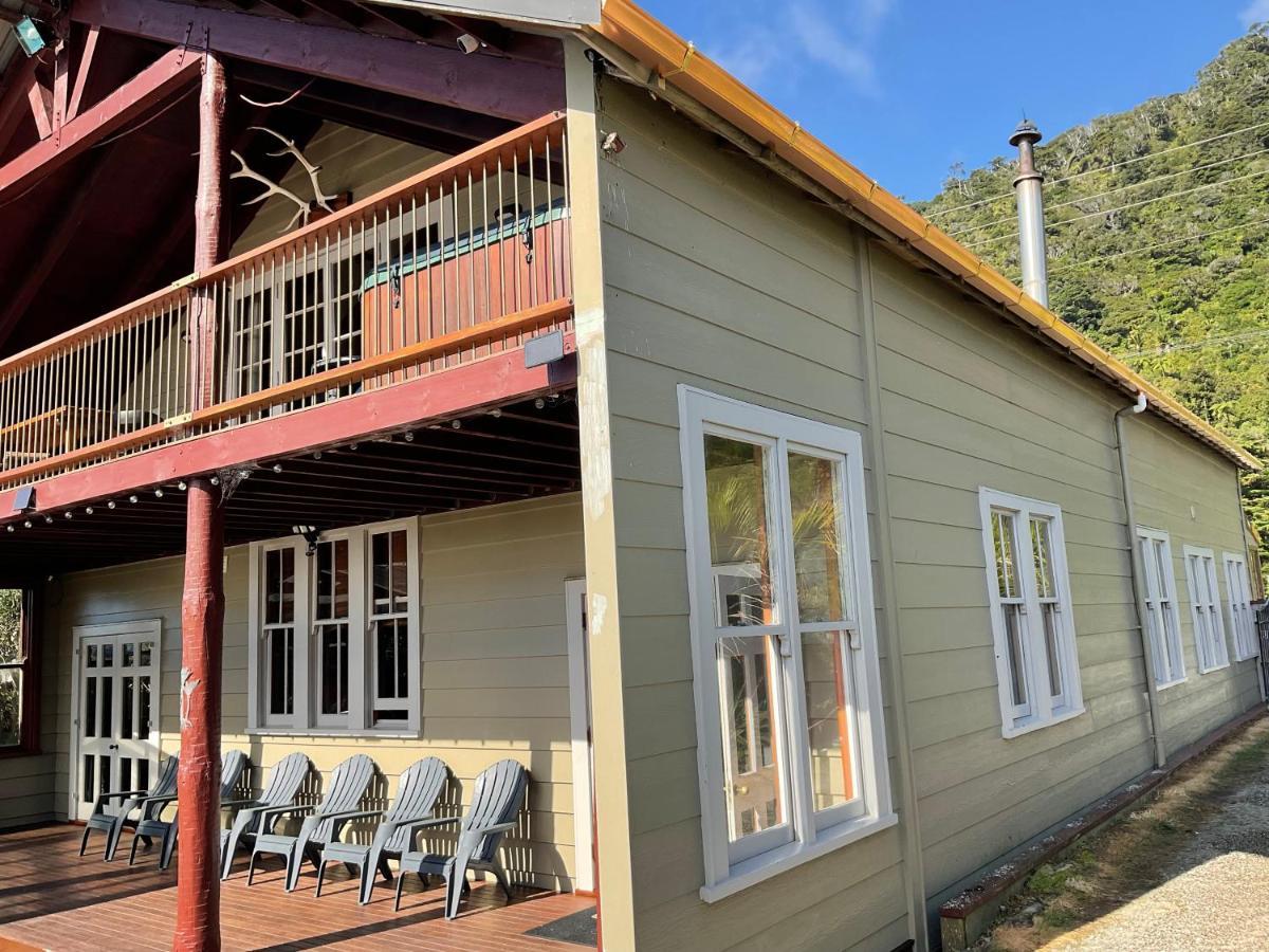 The Ghost Lodge Granity Экстерьер фото