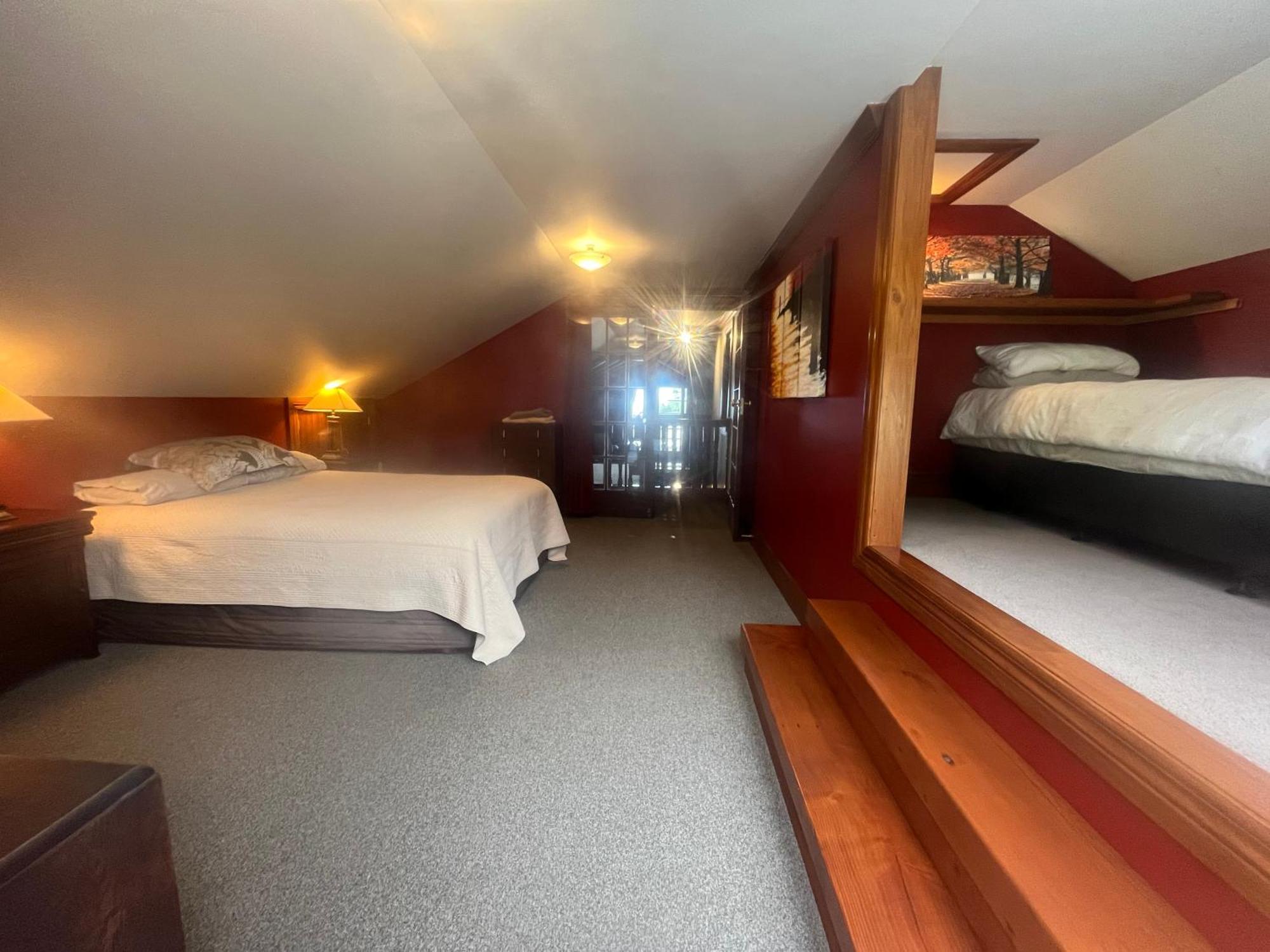 The Ghost Lodge Granity Экстерьер фото
